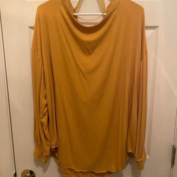 NWT, Free People, Shimmy Shake Top, Tunic, Oversized, Open Back, Size M - Picture 7 of 9